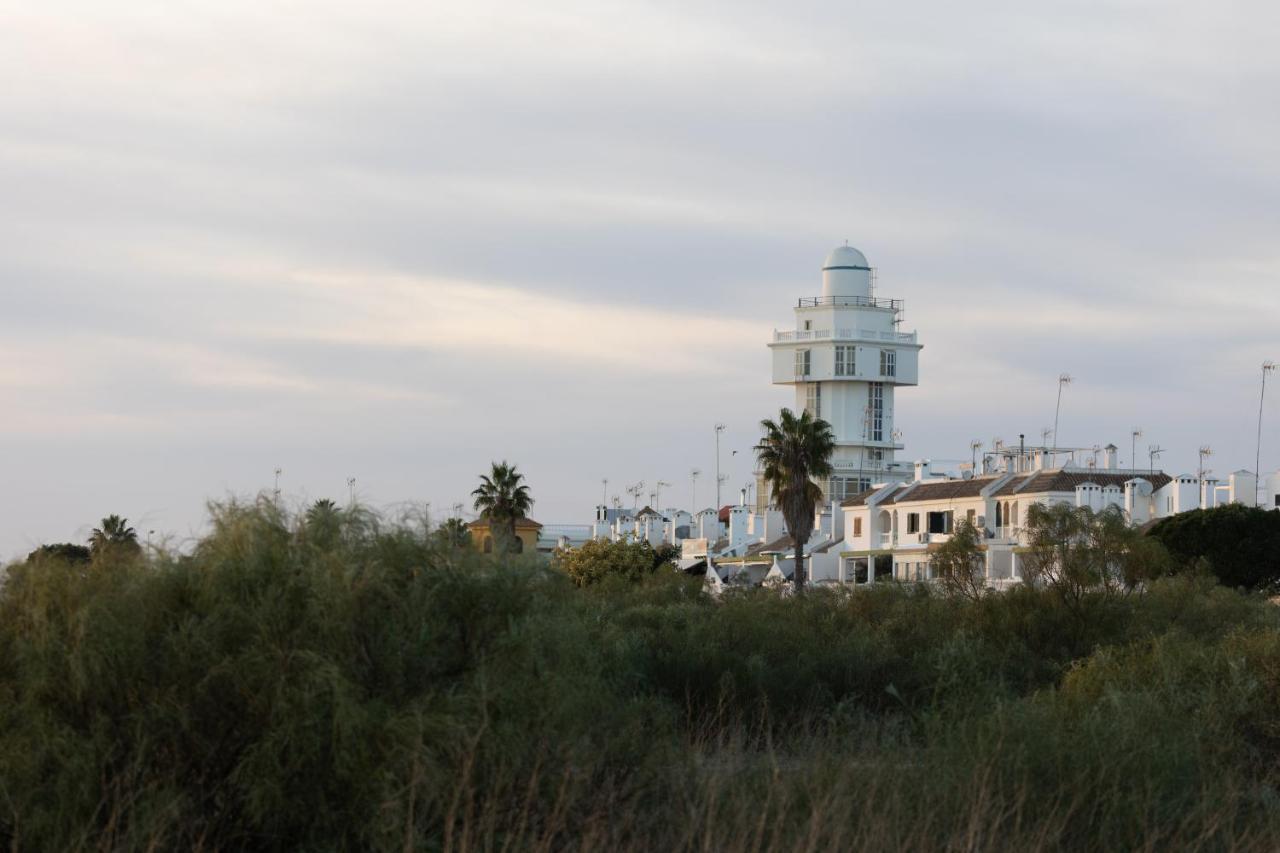 Tolles Ferienhaus Mit Sonnenterrasse Direkt Am Meer อิสลา กริสตินา ภายนอก รูปภาพ