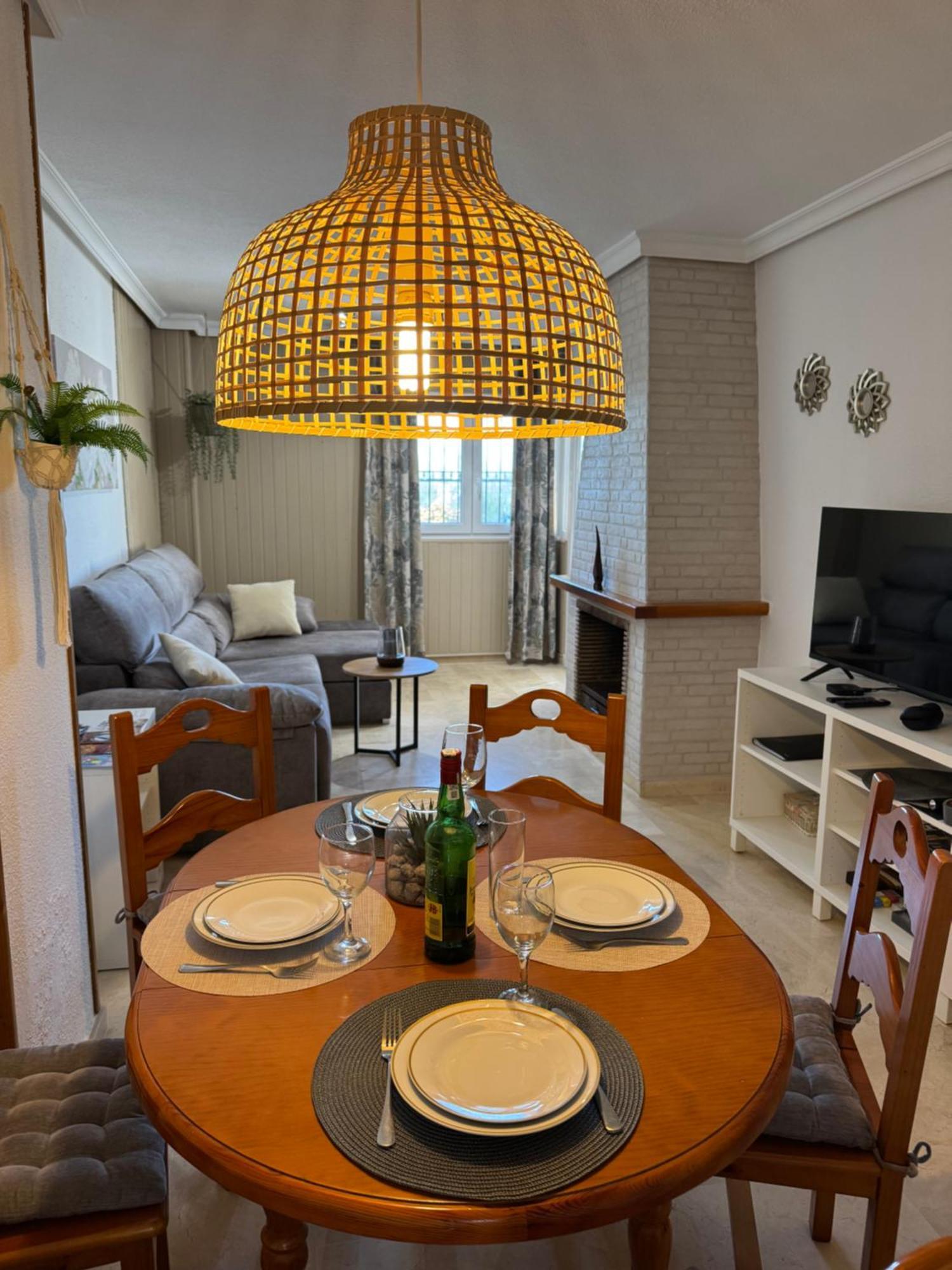 Tolles Ferienhaus Mit Sonnenterrasse Direkt Am Meer อิสลา กริสตินา ภายนอก รูปภาพ